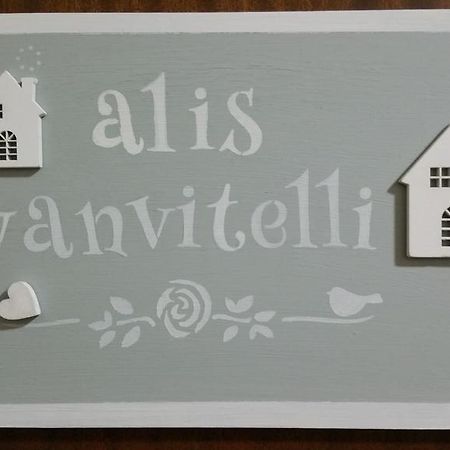 Alis Vanvitelli Suite เนเปิลส์ ภายนอก รูปภาพ